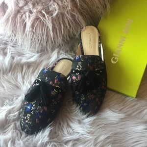 Gianni Bini slipper